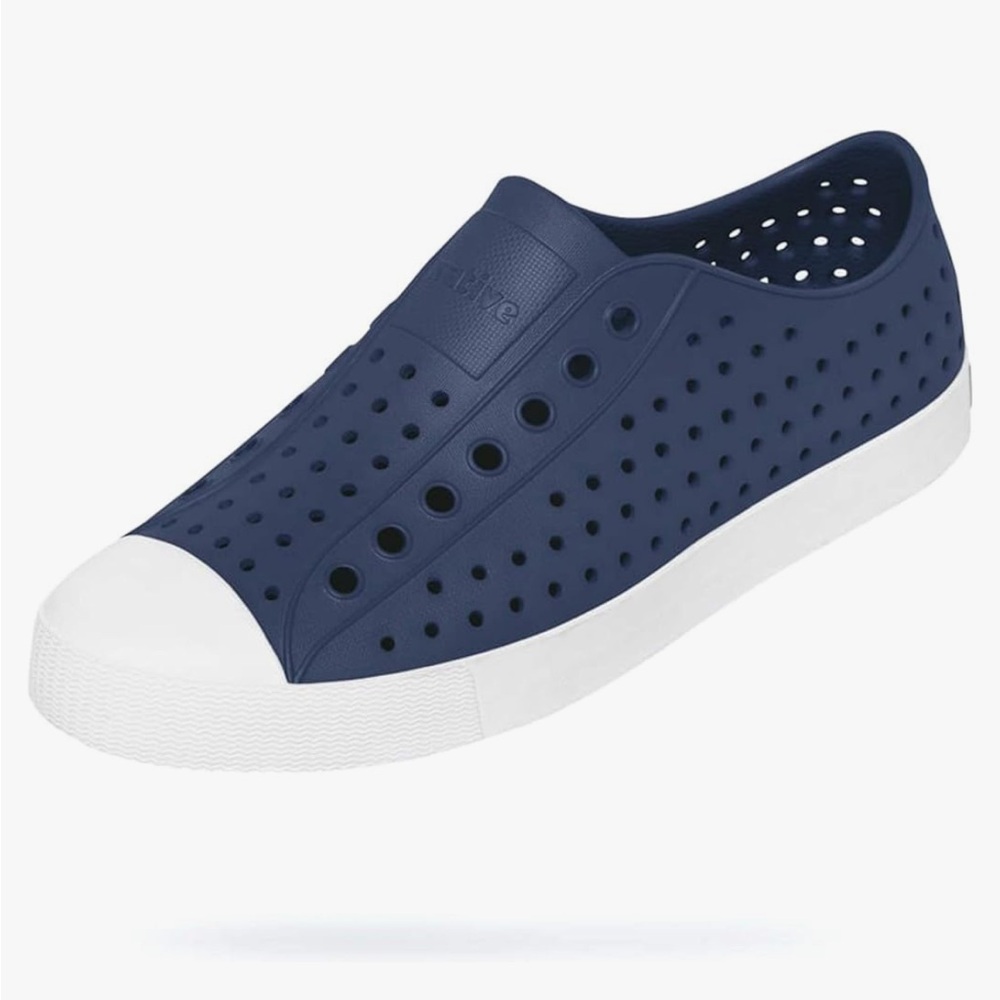 NWOB Native WNS Blue and White Slip-On Sneakers super comfy light weight Sz 10M